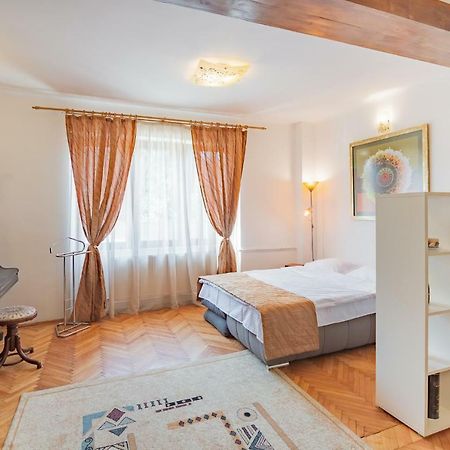Bed&Wine In The Center Of Oradea Exterior foto