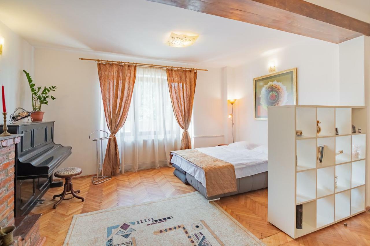 Bed&Wine In The Center Of Oradea Exterior foto